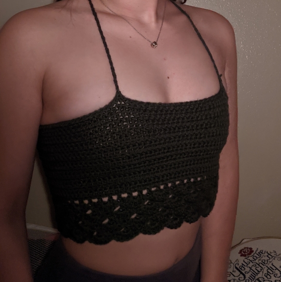 Hand made crochet crop top/bralette - Picture 1 of 4